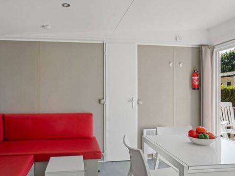 MOBILHOME 6 personnes - Premium | 3 Ch. | 6 Pers. | Terrasse surélevée | 2 SDB
