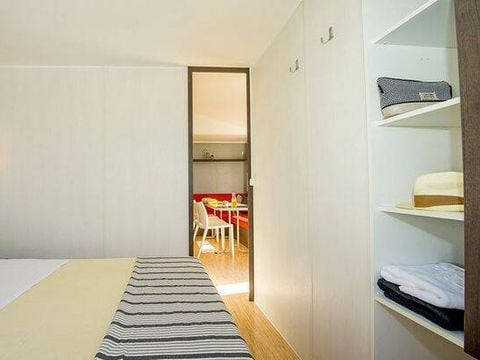 MOBILHOME 6 personnes - Mobil-home | Classic | 3 Ch. | 6 Pers. | Terrasse simple | Clim.