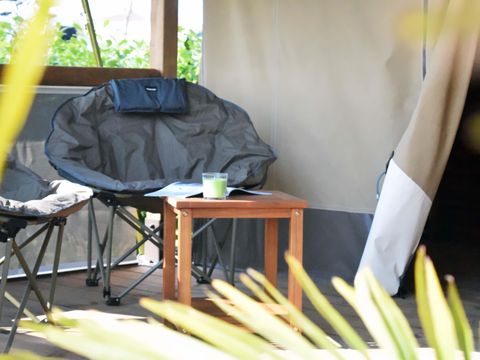 Tente en toile et en bois 5 personnes - LODGE KENYA - SANS SANITAIRES