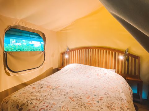 Tente en toile et en bois 5 personnes - LODGE KENYA - SANS SANITAIRES