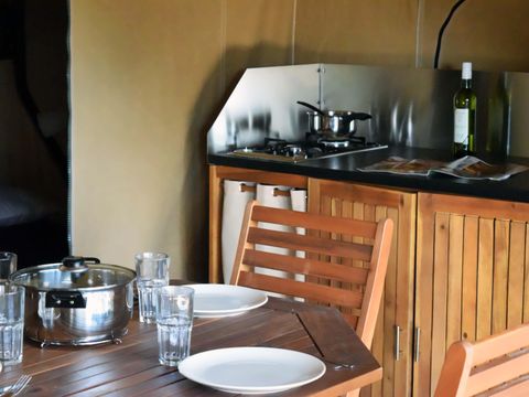 TENTE TOILE ET BOIS 5 personnes - LODGE KENYA (SANS SANITAIRES)