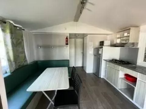 Mobilhome 4/6 personnes - Confort - 3 Pièces - TV