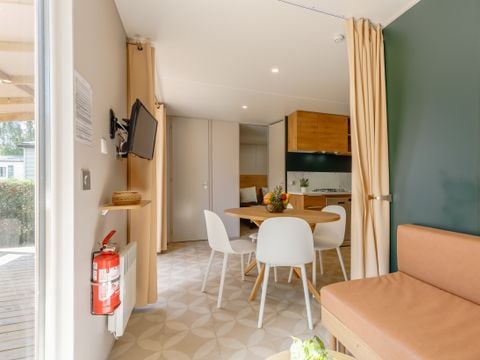 Mobilhome 4/5 personnes - Excellence - 3 Pièces - TV