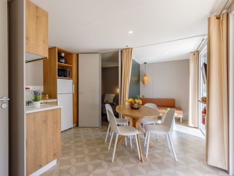 MOBILHOME 5 personnes - Excellence 3 Pièces 4/5 Personnes + TV