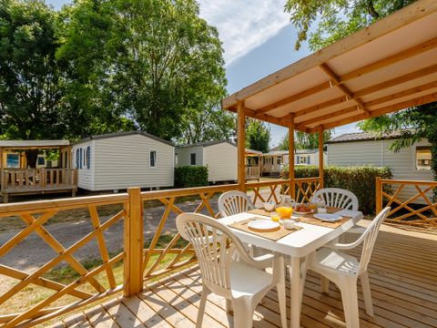 Mobilhome 4/5 personnes - Excellence - 3 Pièces - TV