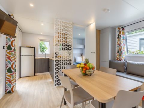 Mobilhome 4 personnes - Grand Confort - 3 Pièces - TV