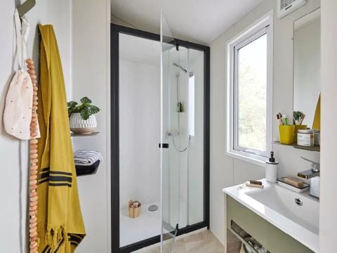 Mobilhome 5 personnes - Confort Famille - 3 Pièces - TV