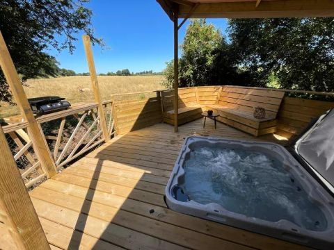 Mobilhome 6 personnes - Premium - 4 Pièces - Climatisé - TV - Jacuzzi