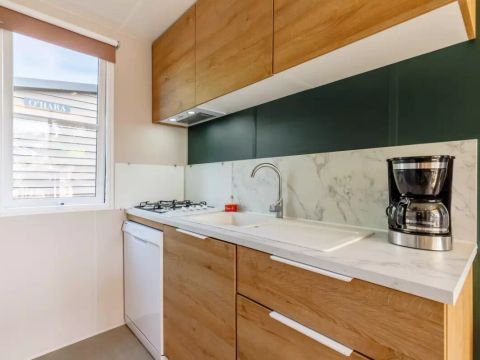 MOBILHOME 6 personnes - Premium 4 Pièces 6 Personnes Climatisé + TV + Jacuzzi