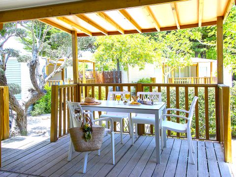 BUNGALOW 5 personnes - Patio