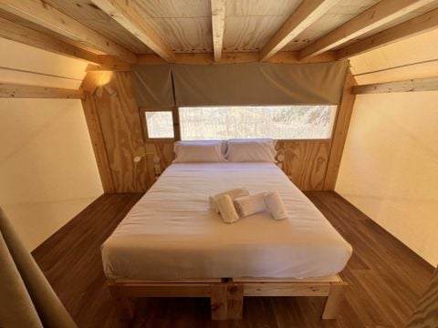 TENTE TOILE ET BOIS 4 personnes - Glamping Kentia