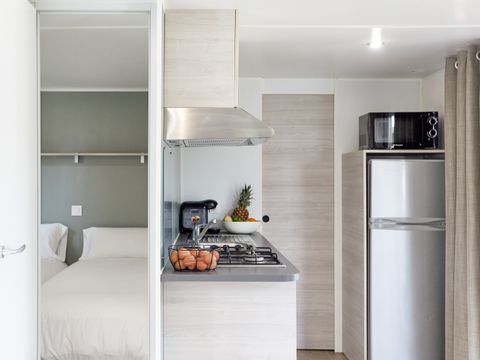 MOBILHOME 4 personnes - Bungalow Supérieur - CLIM - TV - WIFI - DRAPS - SERVIETTES