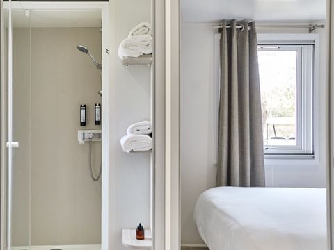 MOBILHOME 4 personnes - Bungalow Supérieur - CLIM - TV - WIFI - DRAPS - SERVIETTES