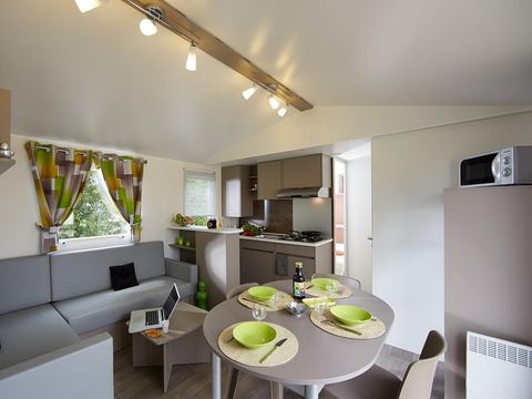 MOBILHOME 8 personnes - Cottage DORDOGNE TRIBU - 3 chambres avec terrasse couverte 18m² 