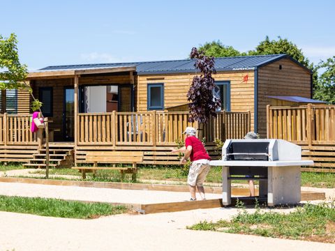 MOBILHOME 4 personnes - Cottage P'tit Quercynois - Accès PMR