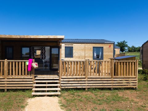 MOBILHOME 4 personnes - Cottage Les P'tit Quercynois (Arrivée Samedi) - 2 chambres - 2 salles de bain