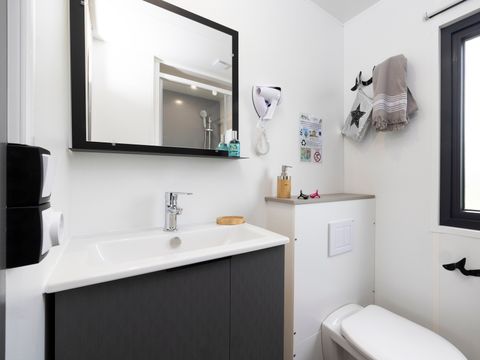 MOBILHOME 10 personnes - Cottage Premium "Route de la noix" 5 ch. - TV - CLIM - LV - 3 SDB