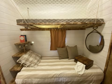 HÉBERGEMENT INSOLITE 4 personnes - BATEAU DE ROBINSON 2ch 4pers CLIM - 20m2