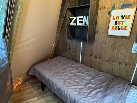 HÉBERGEMENT INSOLITE 5 personnes - TIPI HOME 3ch 5pers - sans sanitaire - 34m2