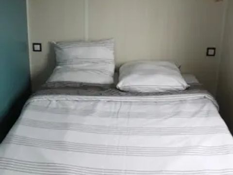 MOBILHOME 4 personnes - CABANE SURFEUR