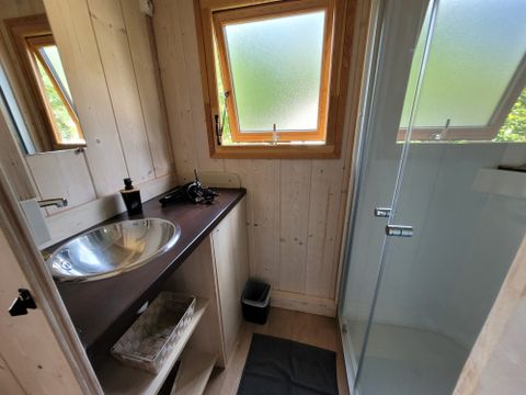 Unique 5 personnes - Premium - Cabane lodge Africa 2 chambres - avec sanitaire