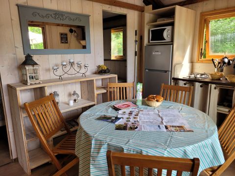 Unique 5 personnes - Premium - Cabane lodge Africa 2 chambres - avec sanitaire