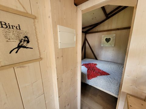 Unique 5 personnes - Premium - Cabane lodge Africa 2 chambres - avec sanitaire