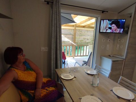 MOBILHOME 4 personnes - Confort 2 chambres - 30m² - Climatisation + TV