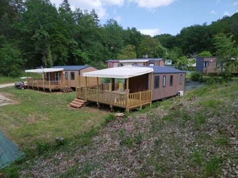 MOBILHOME 4 personnes - Confort 2 chambres - 30m² - Climatisation + TV - Dimanche