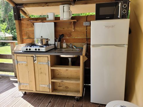 Tente en toile et en bois 4 personnes - Insolite Premium - Tente Bali 2 chambres - avec sanitaire