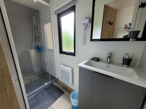 MOBILHOME 4 personnes - Privilège 2 chambres - Dressing - climatisation + TV