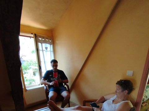 GÎTE 6 personnes - TOURNESOL - 3 chambres - 80m² -