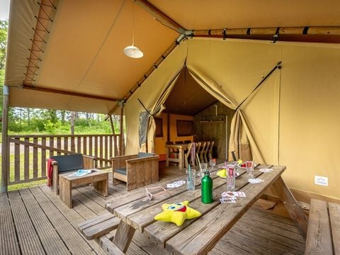 LODGE 6 personnes - Tente Ciela Nature Lodge - 2 chambres - Cuisine équipée – Salle de bain