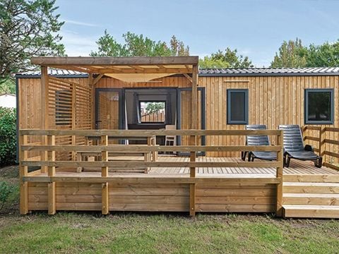 MOBILHOME 6 personnes - Ultimate | 3 Ch. | 6 Pers. |  Terrasse surélevée | 2 SDB | Clim. | TV
