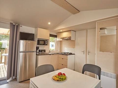 MOBILHOME 6 personnes - Classic | 3 Ch. | 6 Pers. | Terrasse surélevée | 1 SDB | Clim.