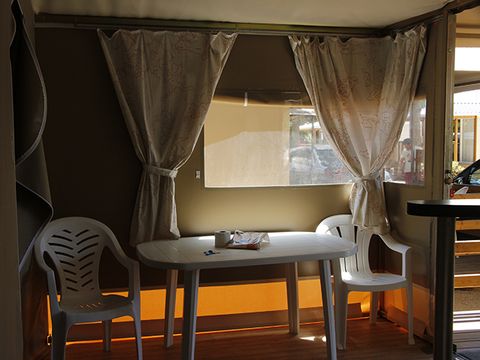 TENTE 5 personnes - LODGE