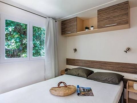 MOBILHOME 4 personnes - Classic | 2 Ch. | 4 Pers. | Terrasse surélevée | 1 SDB