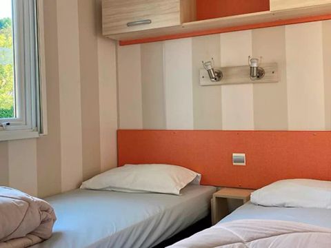 MOBILHOME 4 personnes - Classic | 2 Ch. | 4 Pers. | Terrasse surélevée | Clim.