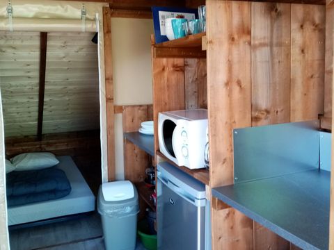 TENTE TOILE ET BOIS 4 personnes - LODGE Cocotier (sans sanitaires)