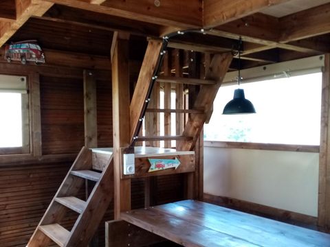 Tente en toile et en bois 4 personnes - LODGE Cocotier (sans sanitaires)