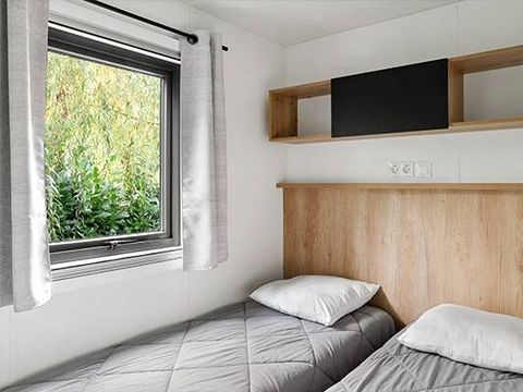 BUNGALOW 6 personnes - Mobil-home | Premium Exclusive | 3 Ch. | 6 Pers. | Terrasse surélevée | Clim. | TV