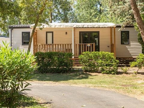 MOBILHOME 8 personnes - Mobil-home | Ultimate | 3 Ch. | 6/8 Pers. | Terrasse surélevée | Clim. | TV