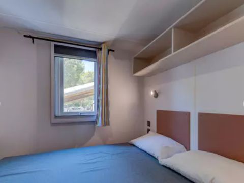 MOBILHOME 8 personnes - Mobil-home | Comfort | 4 Ch. | 8 Pers. | Terrasse surélevée | 2 SDB | Clim. | TV