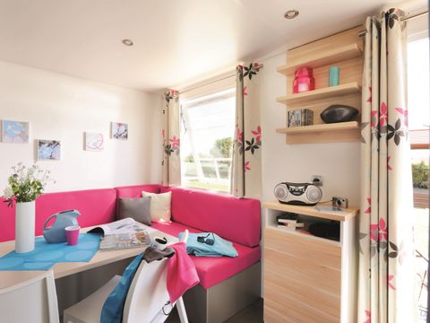MOBILHOME 2 personnes - Mobil-home Confort 18m² (1 chambre) + TV + terrasse semi couverte 2 pers.