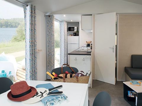 MOBILHOME 5 personnes - Mobil-home | Comfort XL | 3 Ch. | 5 Pers. | Terrasse Lounge | Clim. | TV