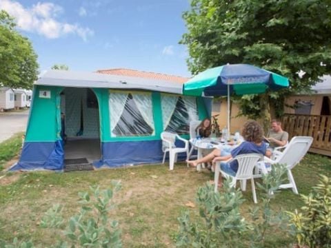 Tente 2 personnes - Navajo - Sans sanitaires