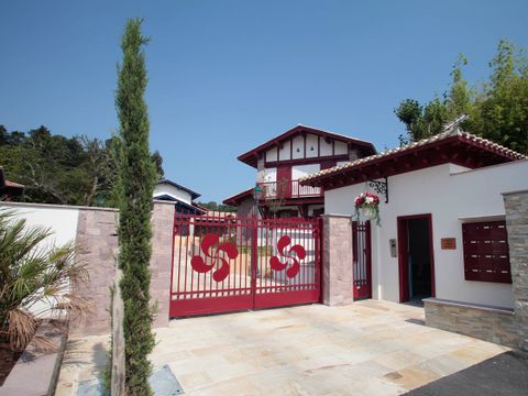 Villas Odalys Collection Domaine de Lana - Camping Pyrénées-Atlantiques - Image N°12