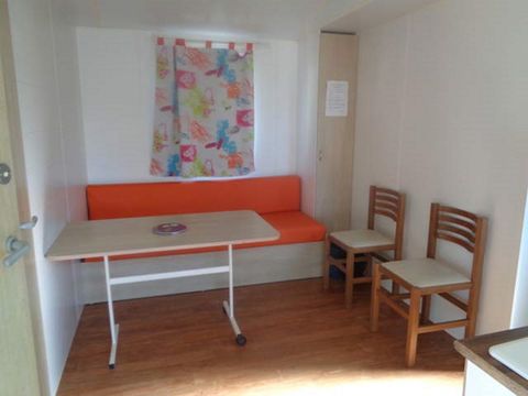 MOBILHOME 4 personnes - Mobil Home Essentiel Sauzale - 2 Chambres - 24 m²