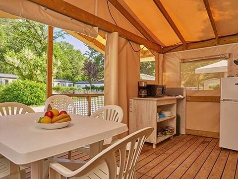 TENTE TOILE ET BOIS 4 personnes - Tente Super Lodge | Comfort | 2 Ch. | 4 Pers. | Sans SDB