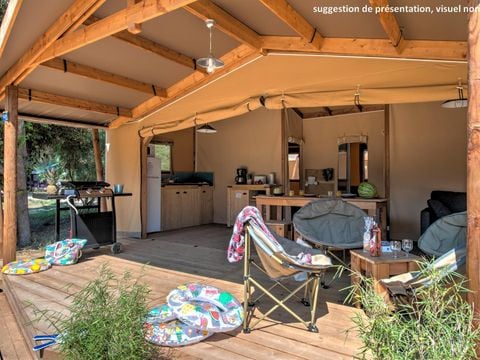 TENTE TOILE ET BOIS 5 personnes - Ecolodge Cotton Toilée CONFORT 32m² (2 chambres) + terrasse couverte 11m² + TV